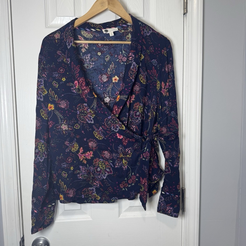 Floreat Loved Anthropologie Women's Floral Shirt Front Wrap LS Sleep‎ Medium